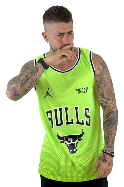 CAMISILLA VERDE NEON BULLS